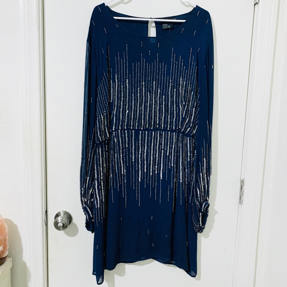 *The perfect holiday dress!*